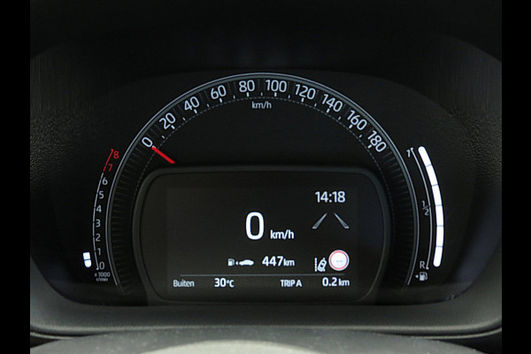 Toyota Aygo X 1.0 VVT-i MT Play 1e EIGENAAR | ORIGINEEL NEDERLANDS | ACHTERUITRIJCAMERA | ADAPTIVE CRUISE | DAB+ RADIO |