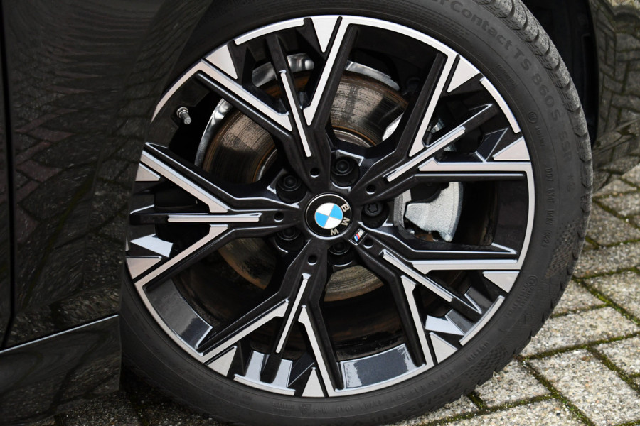 BMW 1-serie 120 M-Sport Pano ACC 360 HUD Shadowline 18inch
