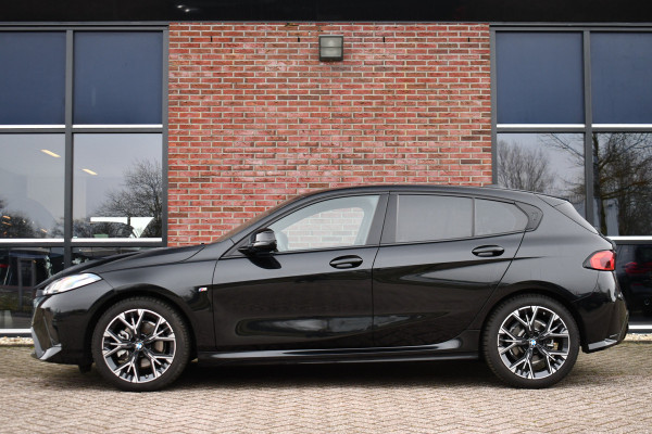 BMW 1-serie 120 M-Sport Pano ACC 360 HUD Shadowline 18inch