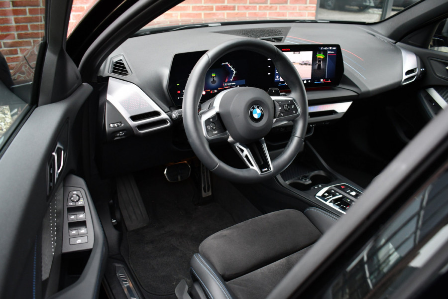 BMW 1-serie 120 M-Sport Pano ACC 360 HUD Shadowline 18inch