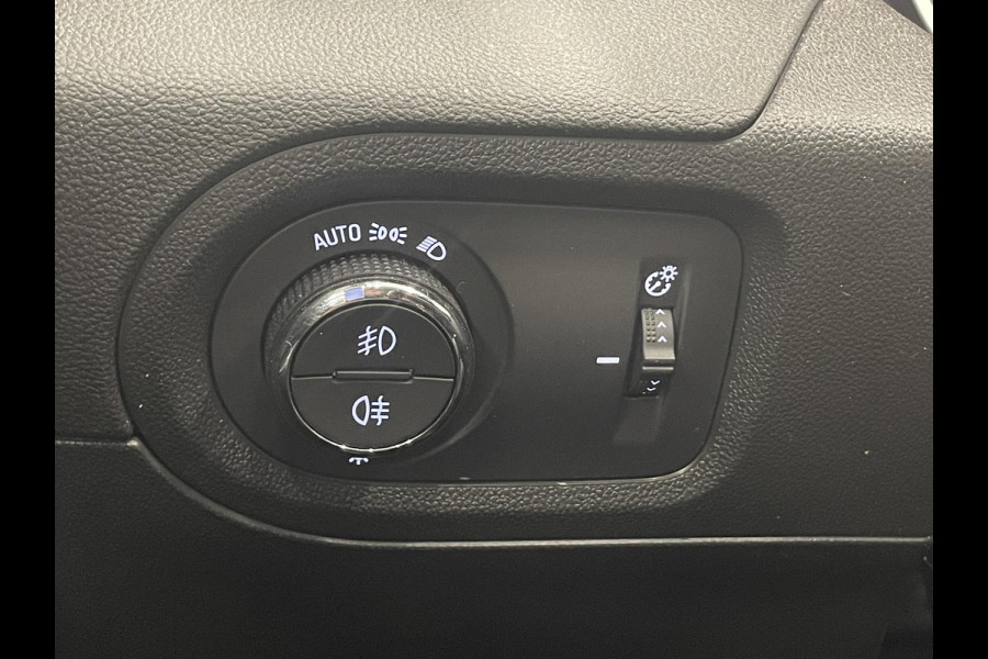 Opel Grandland X 1.2 Turbo Ultimate Trekhaak Leder Stoelventilatie Camera Navigatie Stoelverwarming Voor en Achter DENON Audio Cruise Control LED Koplampen Keyless Entry Stuurwielverwarming 19 Inch