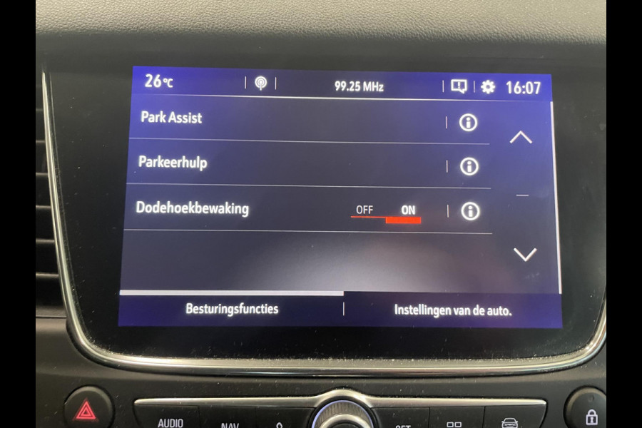 Opel Grandland X 1.2 Turbo Ultimate Trekhaak Leder Stoelventilatie Camera Navigatie Stoelverwarming Voor en Achter DENON Audio Cruise Control LED Koplampen Keyless Entry Stuurwielverwarming 19 Inch