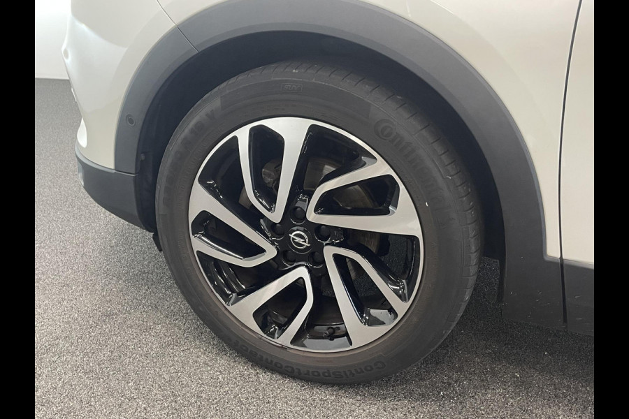 Opel Grandland X 1.2 Turbo Ultimate Trekhaak Leder Stoelventilatie Camera Navigatie Stoelverwarming Voor en Achter DENON Audio Cruise Control LED Koplampen Keyless Entry Stuurwielverwarming 19 Inch