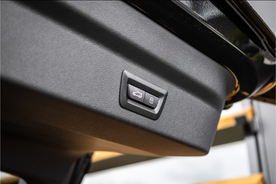 BMW X2 sDrive20i - M Sport | 360 Camera | Alcantara | Keyless