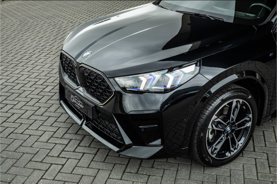 BMW X2 sDrive20i - M Sport | 360 Camera | Alcantara | Keyless