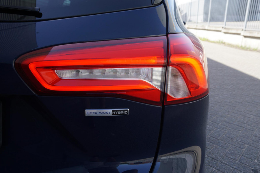 Ford FOCUS Wagon 1.0 EcoB. 155pk !! Hybrid Titanium X Business Camera|Digi-Dashboard.