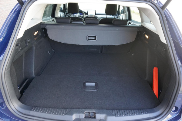 Ford FOCUS Wagon 1.0 EcoB. 155pk !! Hybrid Titanium X Business Camera|Digi-Dashboard.