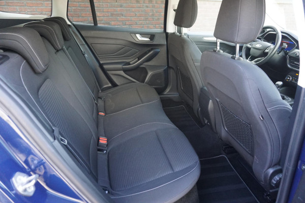 Ford FOCUS Wagon 1.0 EcoB. 155pk !! Hybrid Titanium X Business Camera|Digi-Dashboard.