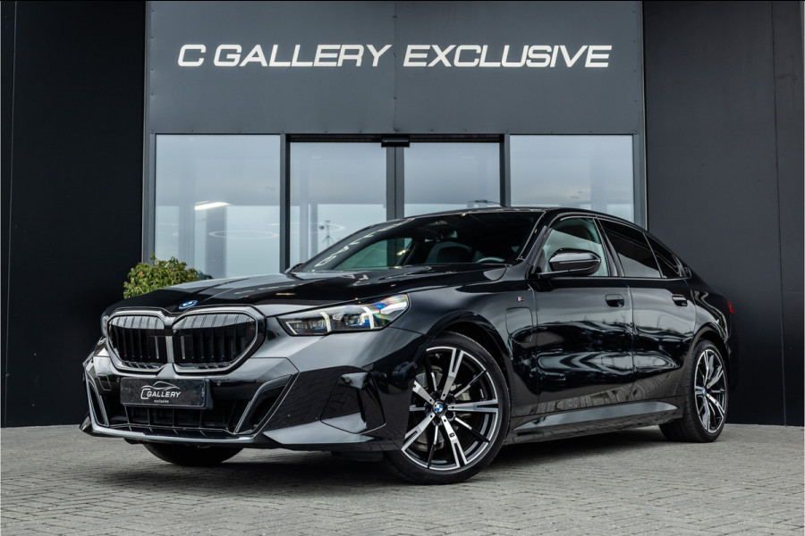 BMW 5 Serie 530e M Sport Edition - Panorama | H&K | Stoelkoeling | Memory
