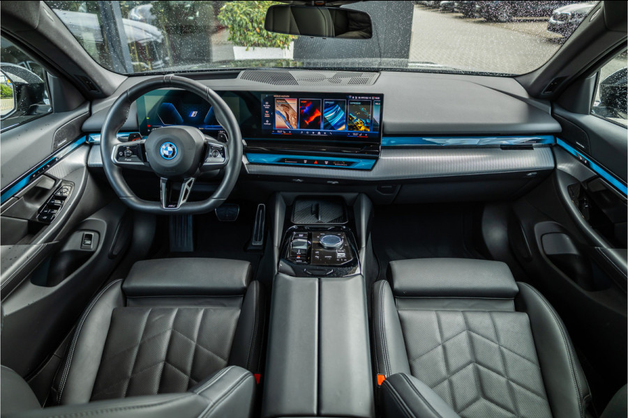 BMW 5 Serie 530e M Sport Edition - Panorama | H&K | Stoelkoeling | Memory
