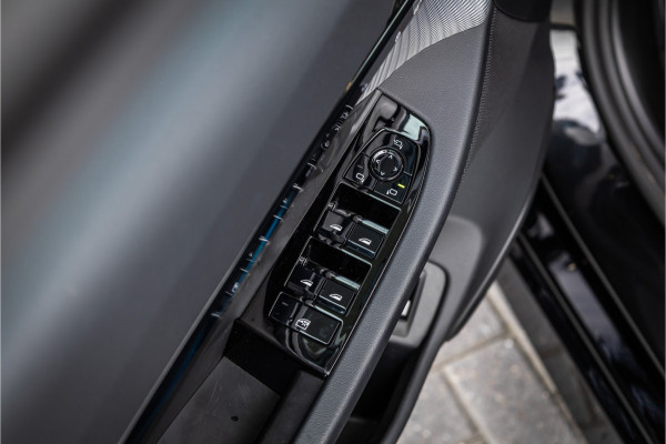 BMW 5 Serie 530e M Sport Edition - Panorama | H&K | Stoelkoeling | Memory