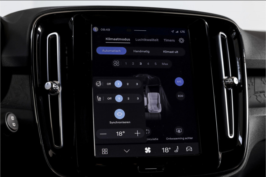 Volvo XC40 Recharge Plus 70 kWh Orig. NL | Dig. Cockpit | Adapt. Cruise | Stoel-+Stuurverw. | Elek. Klep | PDC | Camera | NAV+App. Connect | ECC | LM 19" |