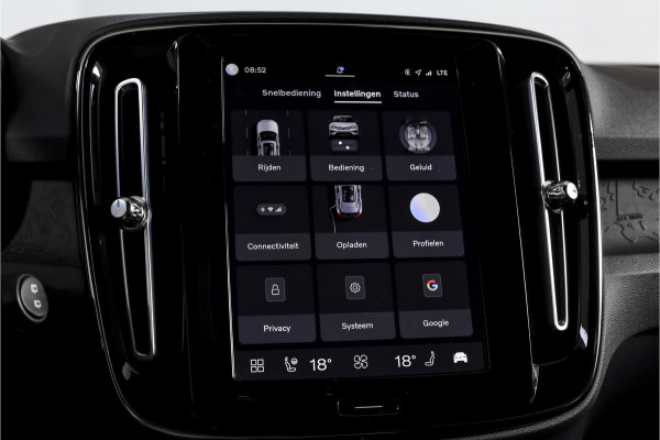 Volvo XC40 Recharge Plus 70 kWh Orig. NL | Dig. Cockpit | Adapt. Cruise | Stoel-+Stuurverw. | Elek. Klep | PDC | Camera | NAV+App. Connect | ECC | LM 19" |