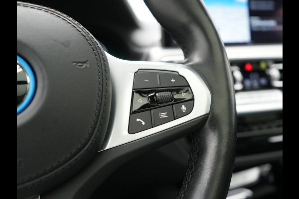BMW iX3 M Sport 80 kWh 286pk Dealer O.H. | Trekhaak Af Fabriek | Panodak | Head Up | Adaptive Cruise | 360 Camera | Harman / Kardon | Lederen Sportstoelen Memory & Verwarmd | Laser LED | Stuur Verwarmd | Keyless | Blis | Sfeerverlichting | 20"L.M |
