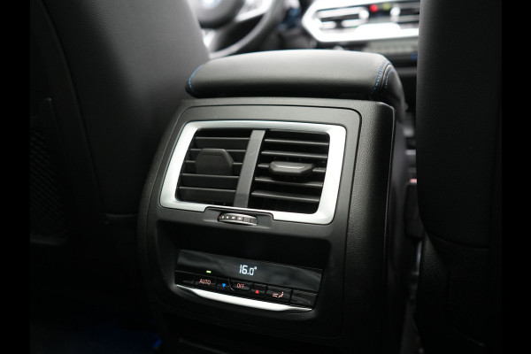 BMW iX3 M Sport 80 kWh 286pk Dealer O.H. | Trekhaak Af Fabriek | Panodak | Head Up | Adaptive Cruise | 360 Camera | Harman / Kardon | Lederen Sportstoelen Memory & Verwarmd | Laser LED | Stuur Verwarmd | Keyless | Blis | Sfeerverlichting | 20"L.M |