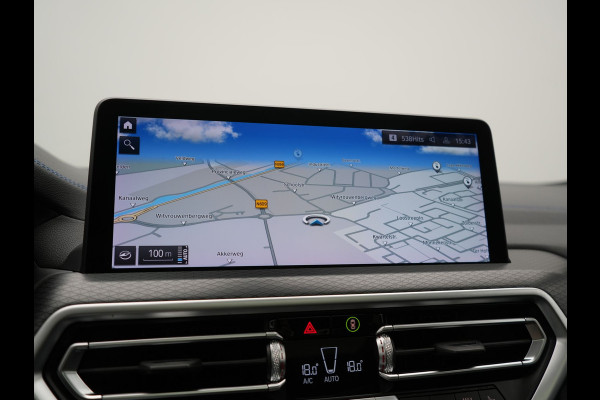 BMW iX3 M Sport 80 kWh 286pk Dealer O.H. | Trekhaak Af Fabriek | Panodak | Head Up | Adaptive Cruise | 360 Camera | Harman / Kardon | Lederen Sportstoelen Memory & Verwarmd | Laser LED | Stuur Verwarmd | Keyless | Blis | Sfeerverlichting | 20"L.M |