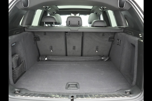 BMW iX3 M Sport 80 kWh 286pk Dealer O.H. | Trekhaak Af Fabriek | Panodak | Head Up | Adaptive Cruise | 360 Camera | Harman / Kardon | Lederen Sportstoelen Memory & Verwarmd | Laser LED | Stuur Verwarmd | Keyless | Blis | Sfeerverlichting | 20"L.M |