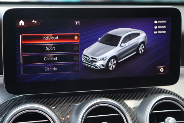 Mercedes-Benz GLC Coupé 300e 4MATIC AMG / PANO / 360 / BURMESTER / SFEERVERLICHTING