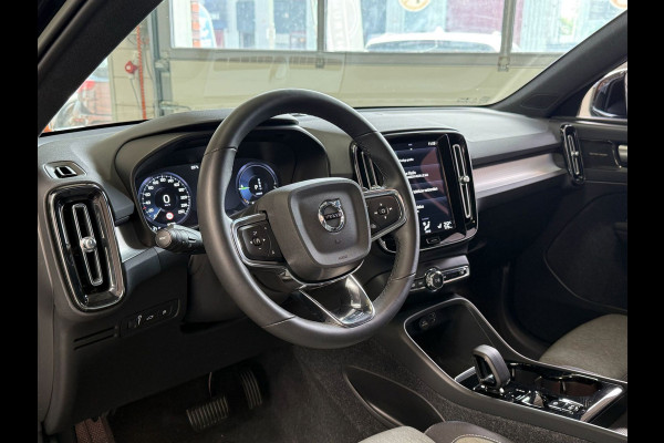 Volvo XC40 1.5 T4 Recharge Dark Plus Automaat, Camera, Stoelverwarming