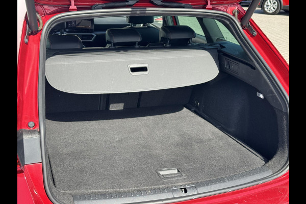 Seat Leon Sportstourer 1.5 TSI FR Business Intense NL-AUTO | TREKHAAK | CARPLAY