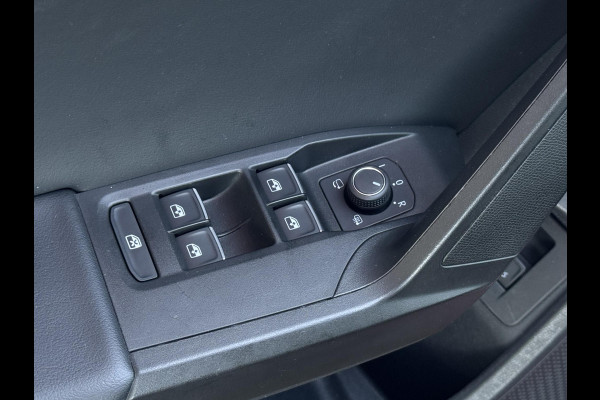 Seat Leon Sportstourer 1.5 TSI FR Business Intense NL-AUTO | TREKHAAK | CARPLAY