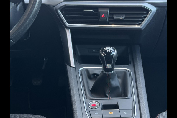 Seat Leon Sportstourer 1.5 TSI FR Business Intense NL-AUTO | TREKHAAK | CARPLAY