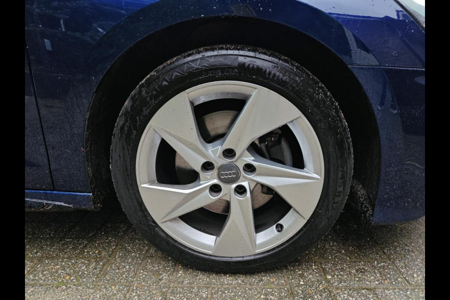 Audi A3 Sportback 35 TFSI S edition NL-AUTO | 1/2 LEDER | 150 PK