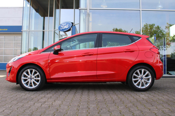 Ford Fiesta 1.0 EcoBoost Titanium | Stoel + Stuurverwarming | Climate Control | Camera | Navigatie | Parkeersensoren | Lichtmetalen Velgen | Dodehoeksensoren