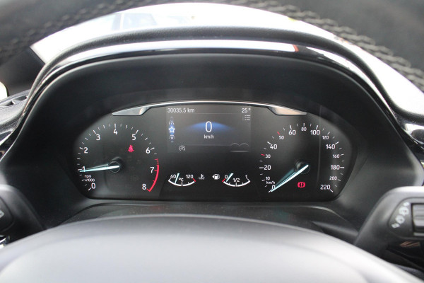 Ford Fiesta 1.0 EcoBoost Titanium | Stoel + Stuurverwarming | Climate Control | Camera | Navigatie | Parkeersensoren | Lichtmetalen Velgen | Dodehoeksensoren