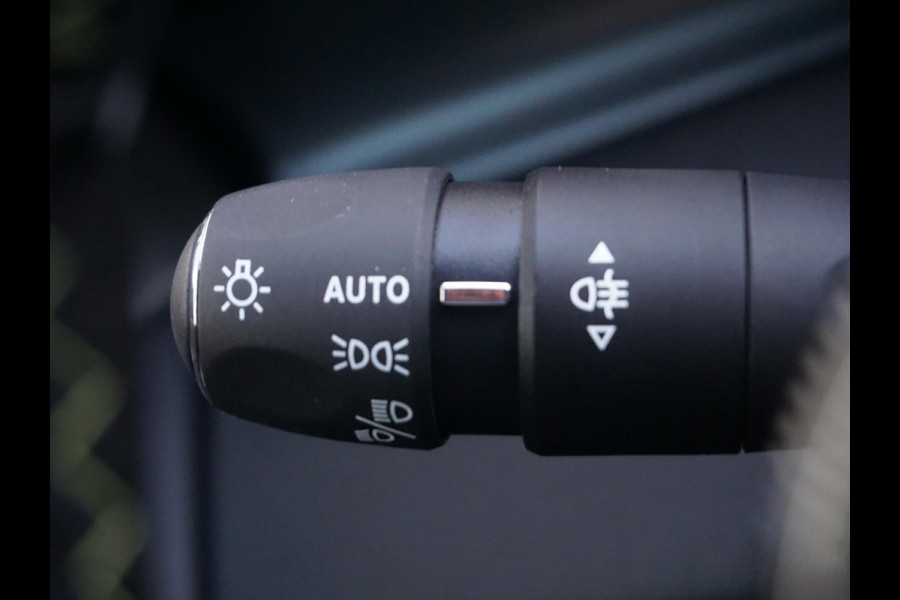 Peugeot e-408 GT Avantage 58 kWh Panoramadak | 360 Camera