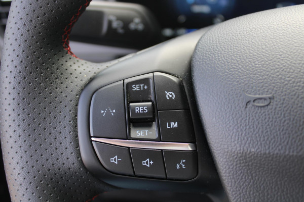 Ford Kuga 2.5 PHEV ST-Line | Wegklapbare Trekhaak | Winterpack | Camera | Climate Control | Cruise Control | Privacy Glass