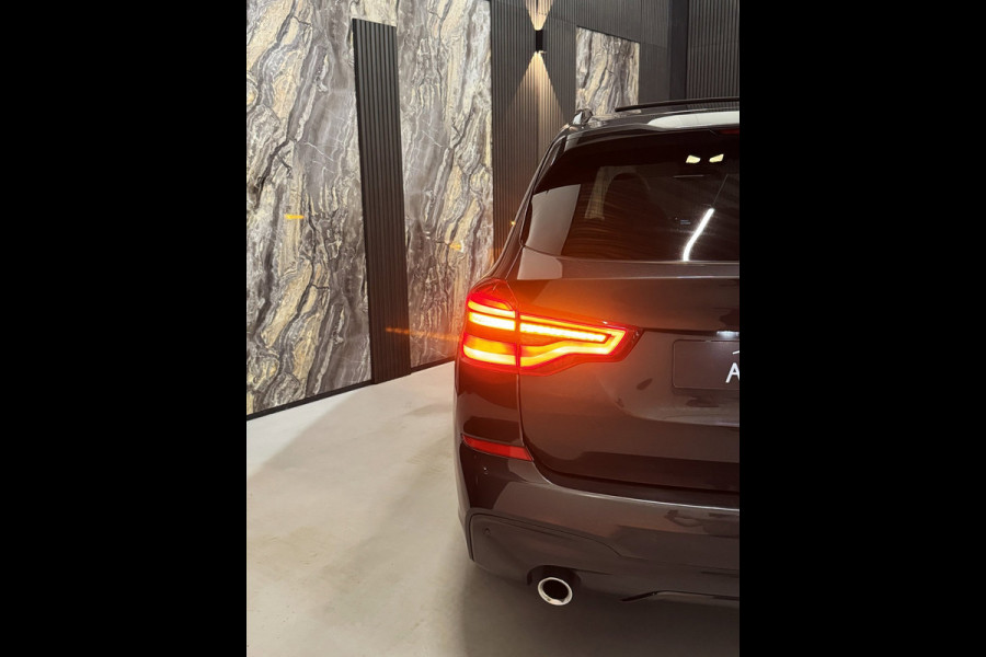 BMW X3 XDrive20i M-pakket|PANO|SFEER|LEDER|HARMAN KARDON