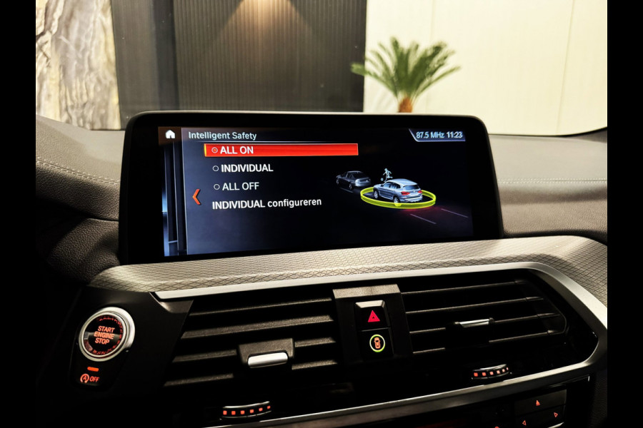 BMW X3 XDrive20i M-pakket|PANO|SFEER|LEDER|HARMAN KARDON