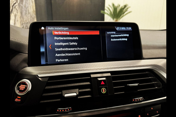 BMW X3 XDrive20i M-pakket|PANO|SFEER|LEDER|HARMAN KARDON