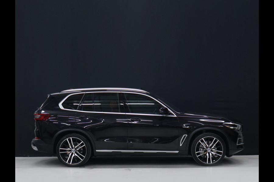 BMW X5 xDrive45e M Sport [LUCHTVERING, SCHUIFKANTELDAK, APPLE CARPLAY, MEMORY SEATS, CAMERA, ADAPTIVE CRUISE, STOELVERWARMING, ELEK. ACHTERKLEP,  NAVIGATIE, NIEUWSTAAT]