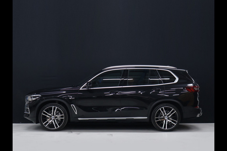 BMW X5 xDrive45e M Sport [LUCHTVERING, SCHUIFKANTELDAK, APPLE CARPLAY, MEMORY SEATS, CAMERA, ADAPTIVE CRUISE, STOELVERWARMING, ELEK. ACHTERKLEP,  NAVIGATIE, NIEUWSTAAT]