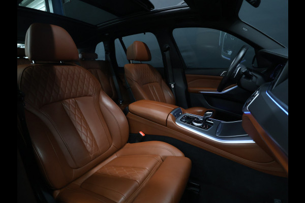 BMW X5 xDrive45e M Sport [LUCHTVERING, SCHUIFKANTELDAK, APPLE CARPLAY, MEMORY SEATS, CAMERA, ADAPTIVE CRUISE, STOELVERWARMING, ELEK. ACHTERKLEP,  NAVIGATIE, NIEUWSTAAT]