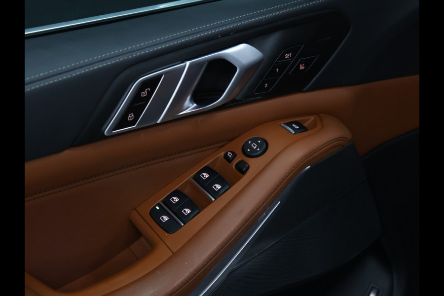 BMW X5 xDrive45e M Sport [LUCHTVERING, SCHUIFKANTELDAK, APPLE CARPLAY, MEMORY SEATS, CAMERA, ADAPTIVE CRUISE, STOELVERWARMING, ELEK. ACHTERKLEP,  NAVIGATIE, NIEUWSTAAT]