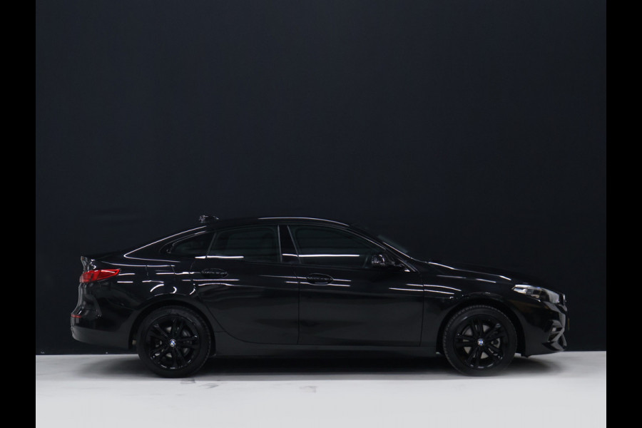 BMW 2 Serie Gran Coupé 218i High Executive [STOELVERWARMING, CAMERA, PDC V+A, CRUISE CONTROL, VOL LEDER, NAVIGATIE, NIEUWSTAAT]