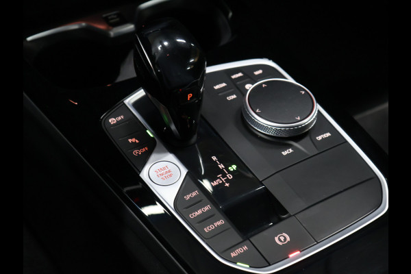 BMW 2 Serie Gran Coupé 218i High Executive [STOELVERWARMING, CAMERA, PDC V+A, CRUISE CONTROL, VOL LEDER, NAVIGATIE, NIEUWSTAAT]