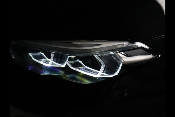 BMW 2 Serie Gran Coupé 218i High Executive [STOELVERWARMING, CAMERA, PDC V+A, CRUISE CONTROL, VOL LEDER, NAVIGATIE, NIEUWSTAAT]