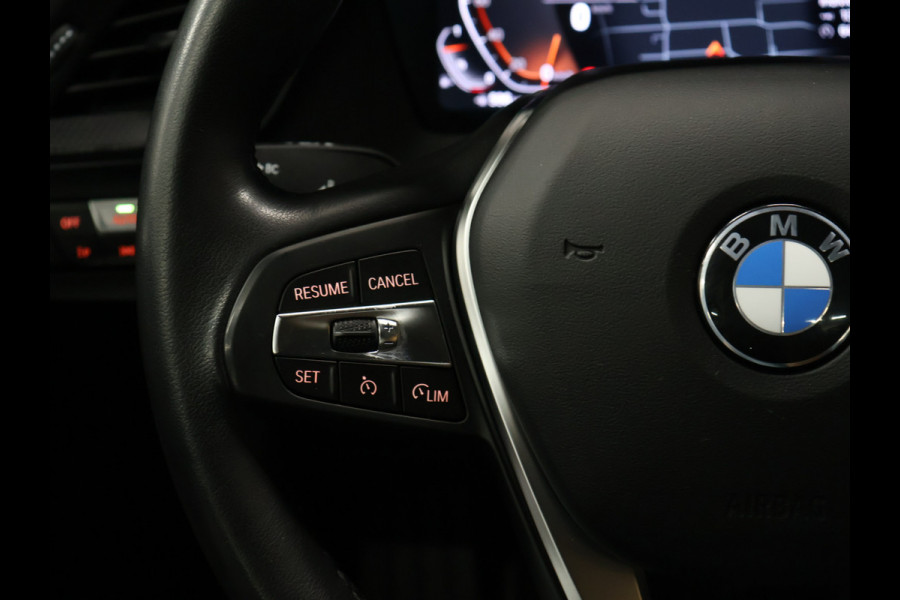 BMW 2 Serie Gran Coupé 218i High Executive [STOELVERWARMING, CAMERA, PDC V+A, CRUISE CONTROL, VOL LEDER, NAVIGATIE, NIEUWSTAAT]