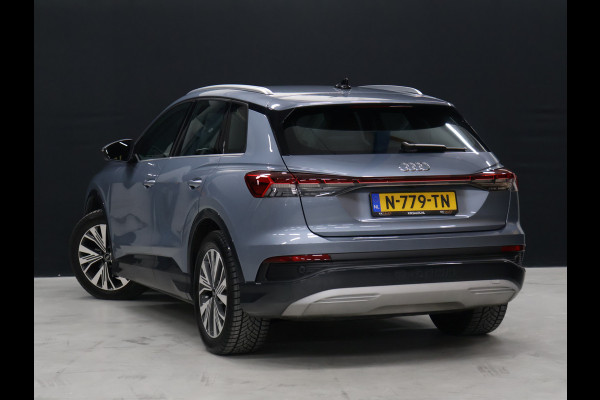 Audi Q4 e-tron 40 Advanced edition 77 kWh [ADAPTIVE CRUISE, CAMERA, SONOS AUDIO INSTALLATIE, TREKHAAK, APPLE CARPLAY, SFEERVERLICHTING, STOELVERWARMING, ELEK.. ACHTERKLEP, NAVIGATIE, NIEUWSTAAT]
