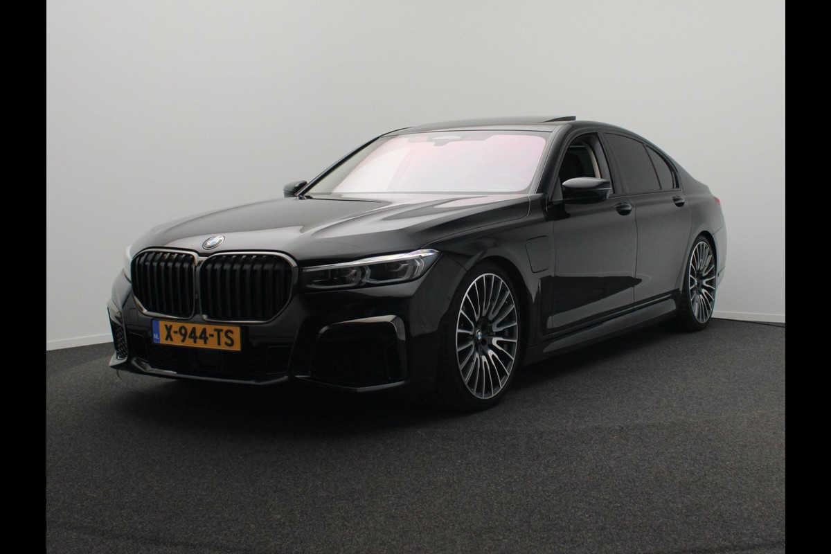 BMW 7 Serie 745e High Executive *M Sport* Xpel Massage 394 pk Panorama dak