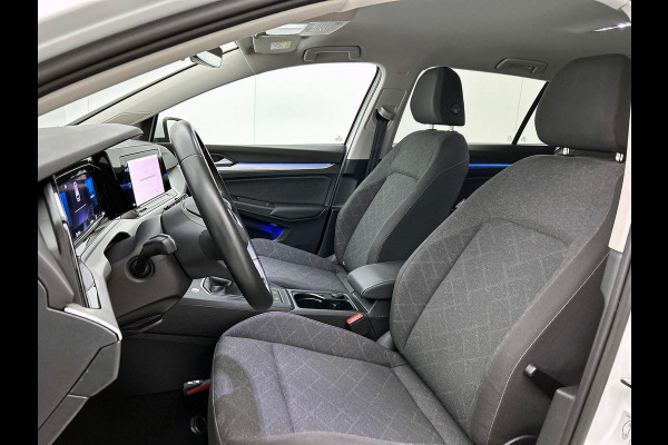 Volkswagen Golf Variant 1.0 TSI Life CARPLAY | AD-CRUISE | VIRTUAL | SFEERVERLICHTING