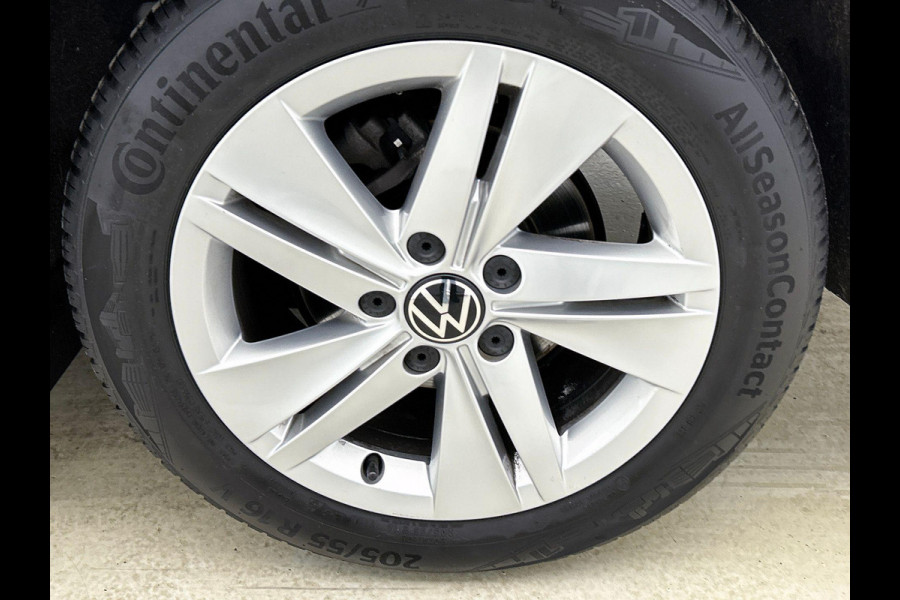 Volkswagen Golf Variant 1.0 TSI Life CARPLAY | AD-CRUISE | VIRTUAL | SFEERVERLICHTING