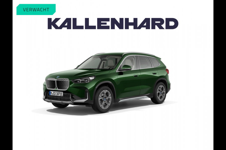 BMW iX1 eDrive20 xLine - Sportstoelen - ACC - Head-up - Parking Assist Plus