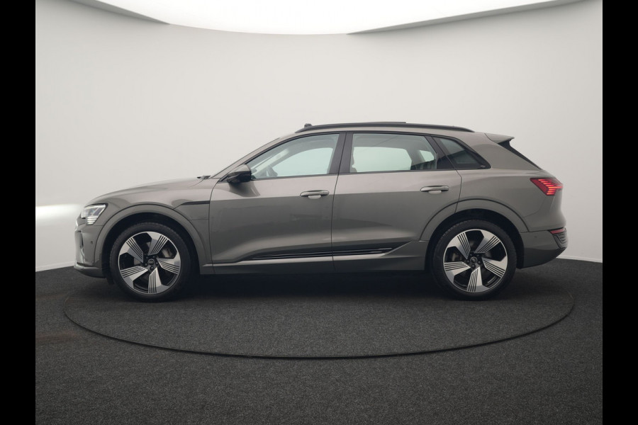 Audi Q8 e-tron 55 Quattro Advanced Edition 106 kWh 408pk Dealer O.H. | Luchtvering | Panodak | Adaptive Cruise | Head Up | Bang & Olufsen | Matrix LED | 360 Camera | Lederen Sportstoelen & Stuur Verwarmd | Sfeerverlichting | Apple Carplay | Blis |
