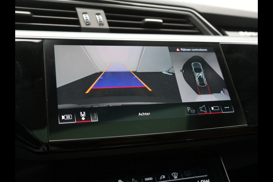 Audi Q8 e-tron 55 Quattro Advanced Edition 106 kWh 408pk Dealer O.H. | Luchtvering | Panodak | Adaptive Cruise | Head Up | Bang & Olufsen | Matrix LED | 360 Camera | Lederen Sportstoelen & Stuur Verwarmd | Sfeerverlichting | Apple Carplay | Blis |