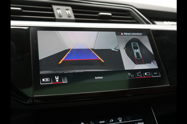 Audi Q8 e-tron 55 Quattro Advanced Edition 106 kWh 408pk Dealer O.H. | Luchtvering | Panodak | Adaptive Cruise | Head Up | Bang & Olufsen | Matrix LED | 360 Camera | Lederen Sportstoelen & Stuur Verwarmd | Sfeerverlichting | Apple Carplay | Blis |
